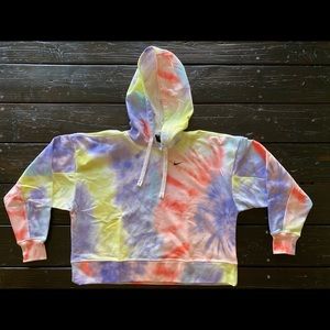Nike Dri-FIT Get Fit Women’s Tie-Dye Hoodie
